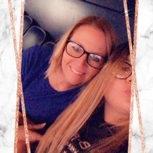 Meet your Posher, Candace